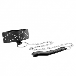 Collar con Correa con Tachuelas Plateadas Modelo 3