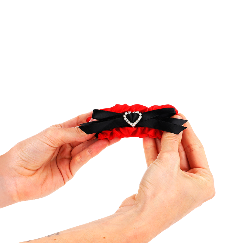 Muñequeras Elásticas de Encaje con Detalle Corazón Rojo
