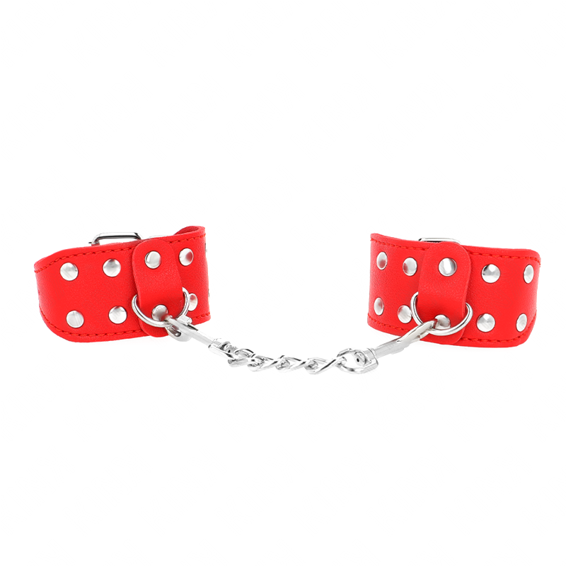 Muñequeras con Doble Línea de Tachuelas Rojo