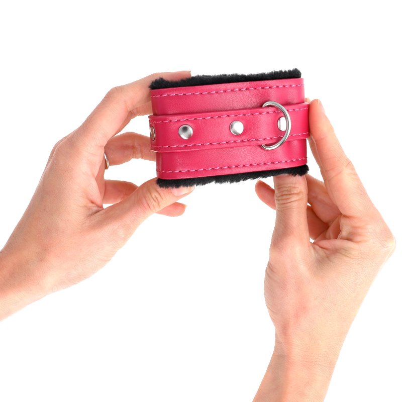 Muñequeras Forradas Premium Negro con Correa Fucsia
