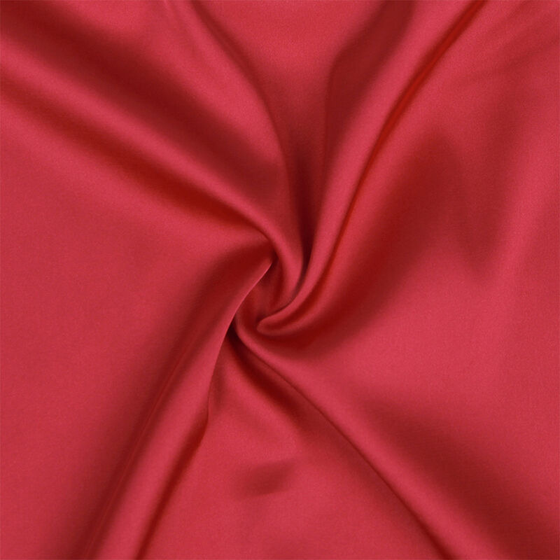 Babydoll Satinado con Encaje Rojo