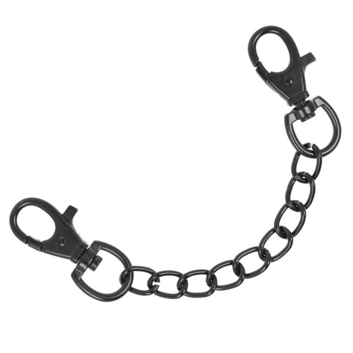Menottes Chevilles Skandal