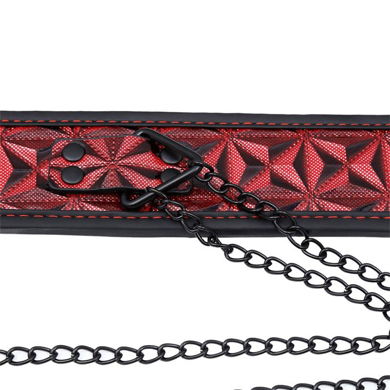 Collier avec Pinces pour Tétons Diamond