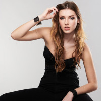 Menottes Métalliques en Maille Noire