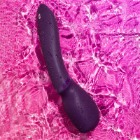 We-Vibe Wand Violet 2
