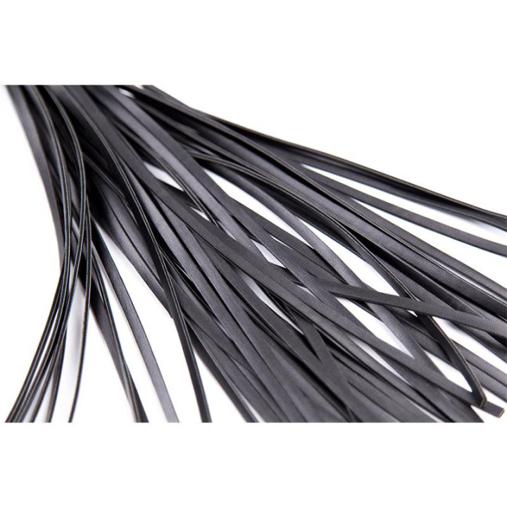 Flogger avec Manche Noir