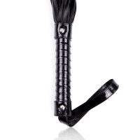Flogger avec Manche Noir