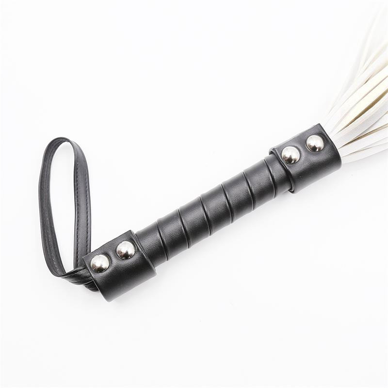 Flogger avec Double Rivet
