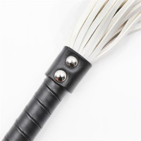 Flogger avec Double Rivet