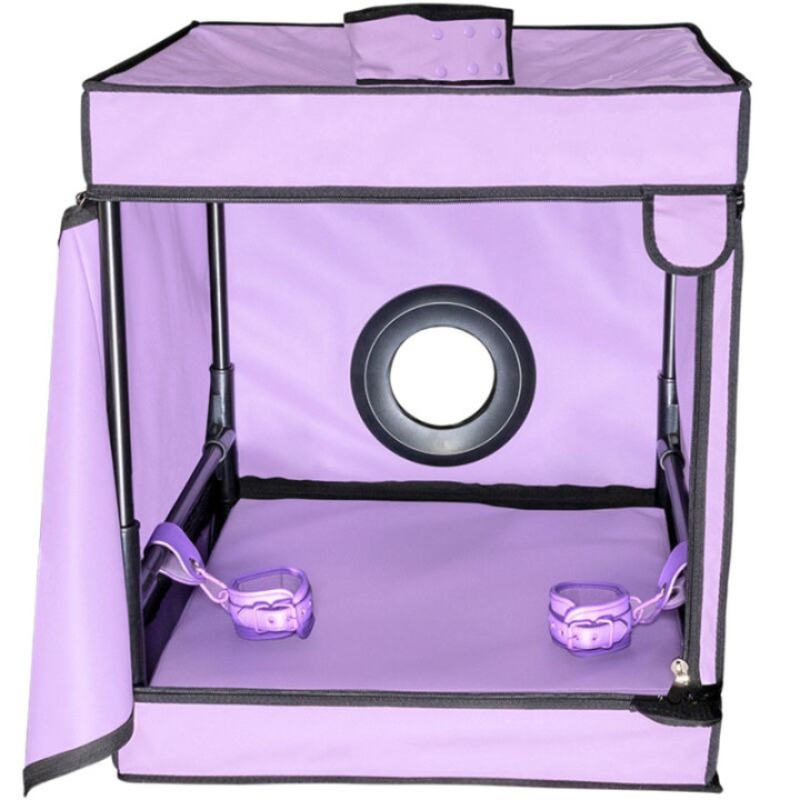 Kink Club Cabina Bukake Morado