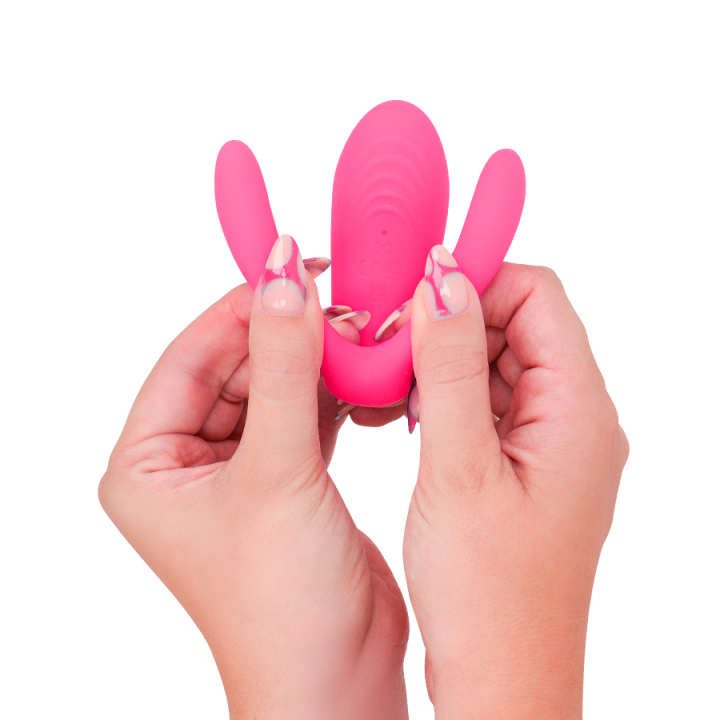 Julia Vibromasseur et Stimulateur à Pince avec Télécommande