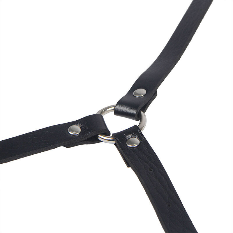 Harnais de corps en cuir noir