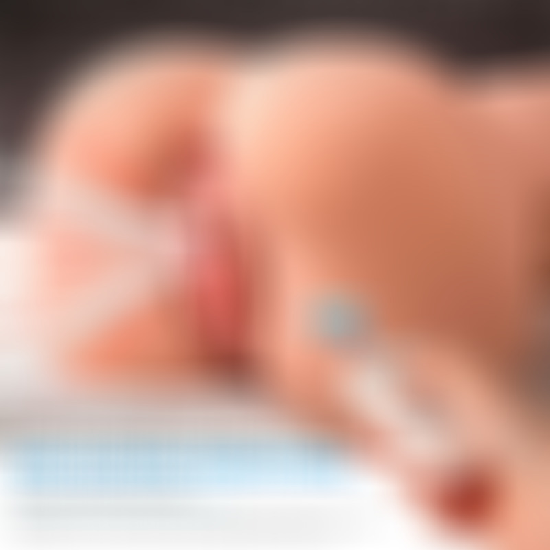 Wendy Sucking Torso Femenino con Vibración